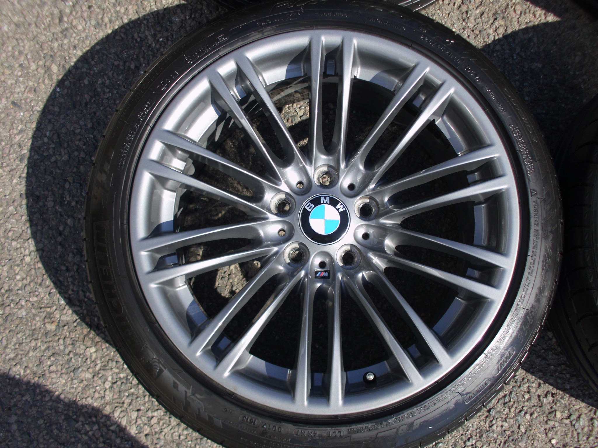 USED 18" GENUINE BMW STYLE 260 E92 M3 ALLOY WHEELS WITH DEEPER 9.5" REAR,NEAR UNMARKED,INC VG MICHELIN TYRES